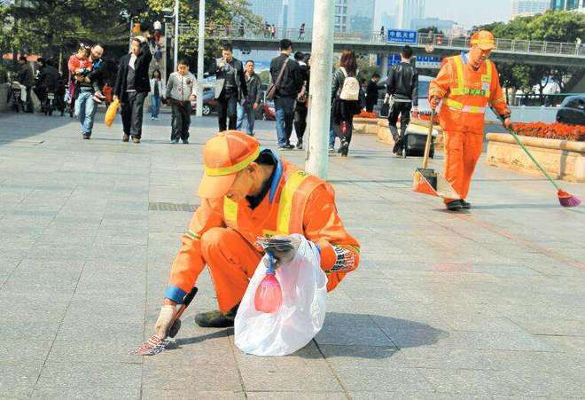 kaiyun体育无废城市智能回收系统（智能垃圾桶）—成都东流物联科技有限公司